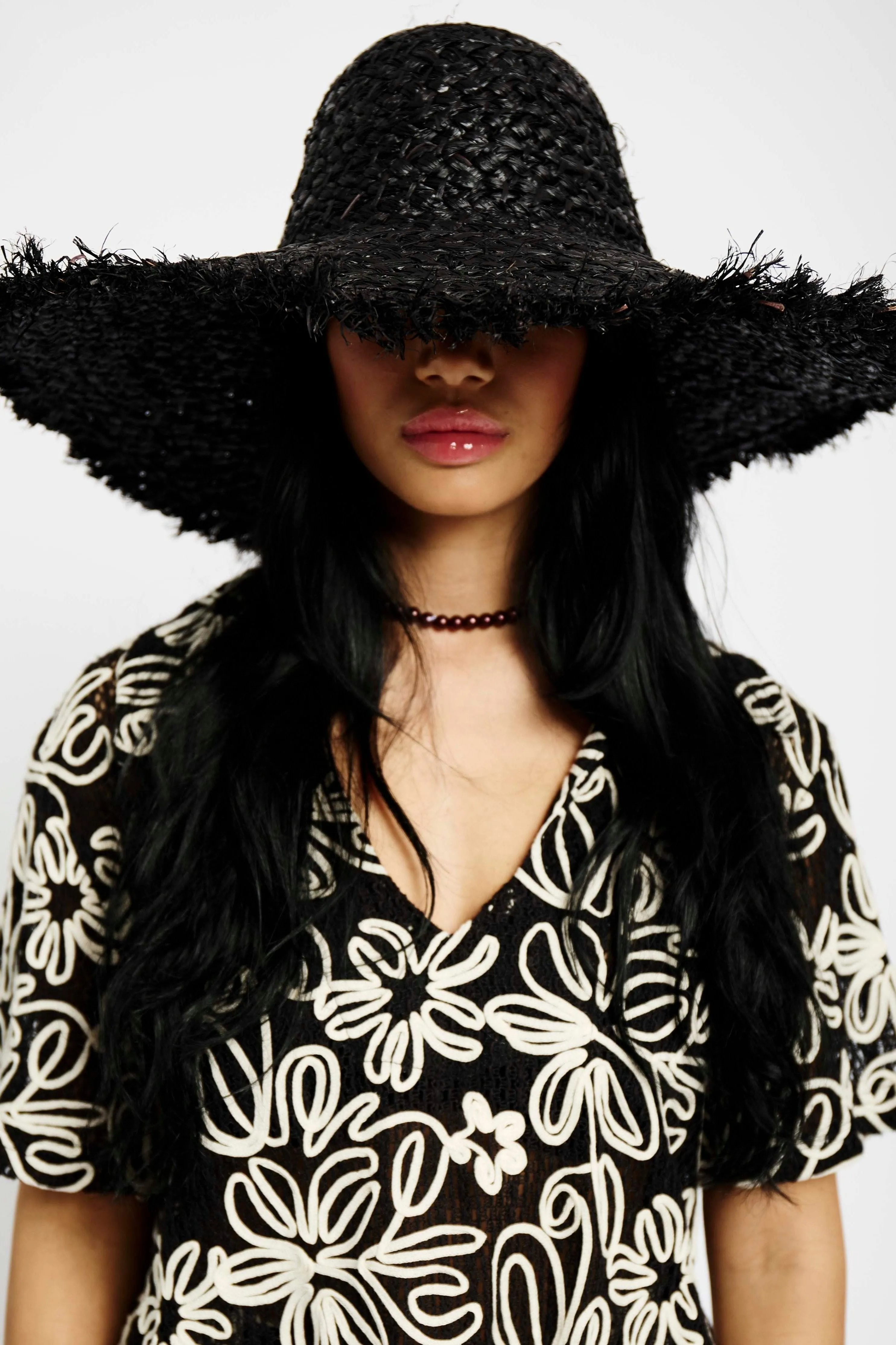 Big Straw Hat in Black