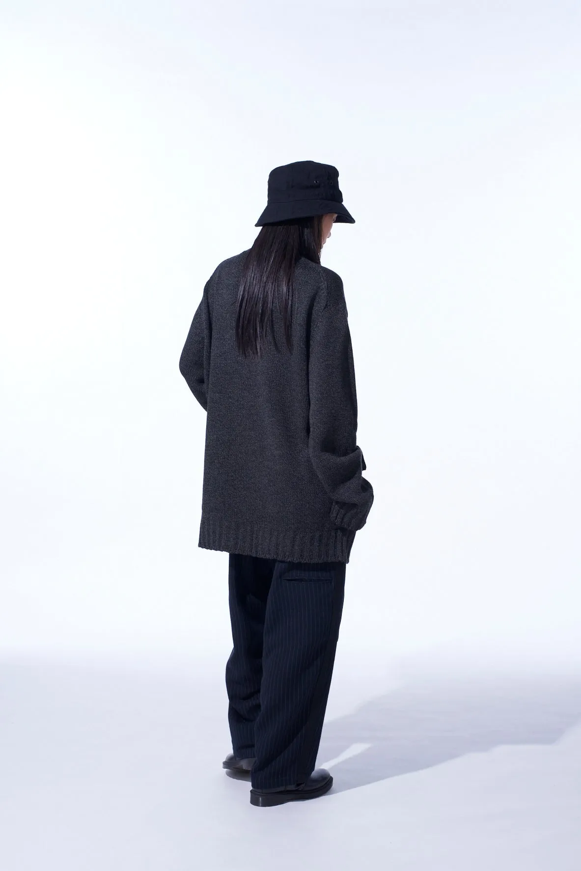 BULKY WOOL BIG POCKET HIGH NECK KNIT