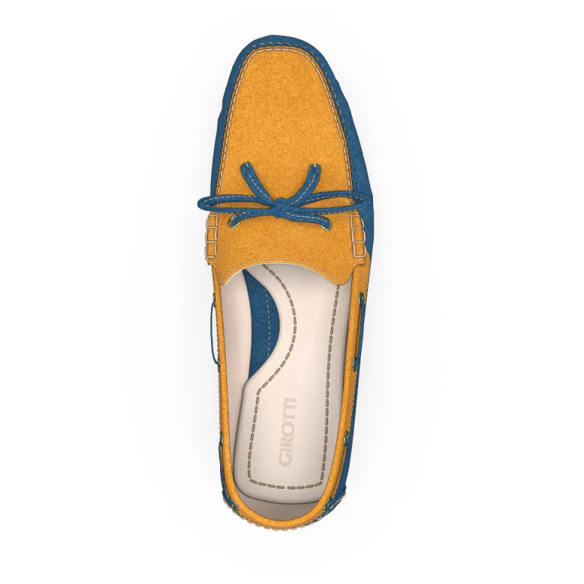 Women's Classic Moccasins 54085