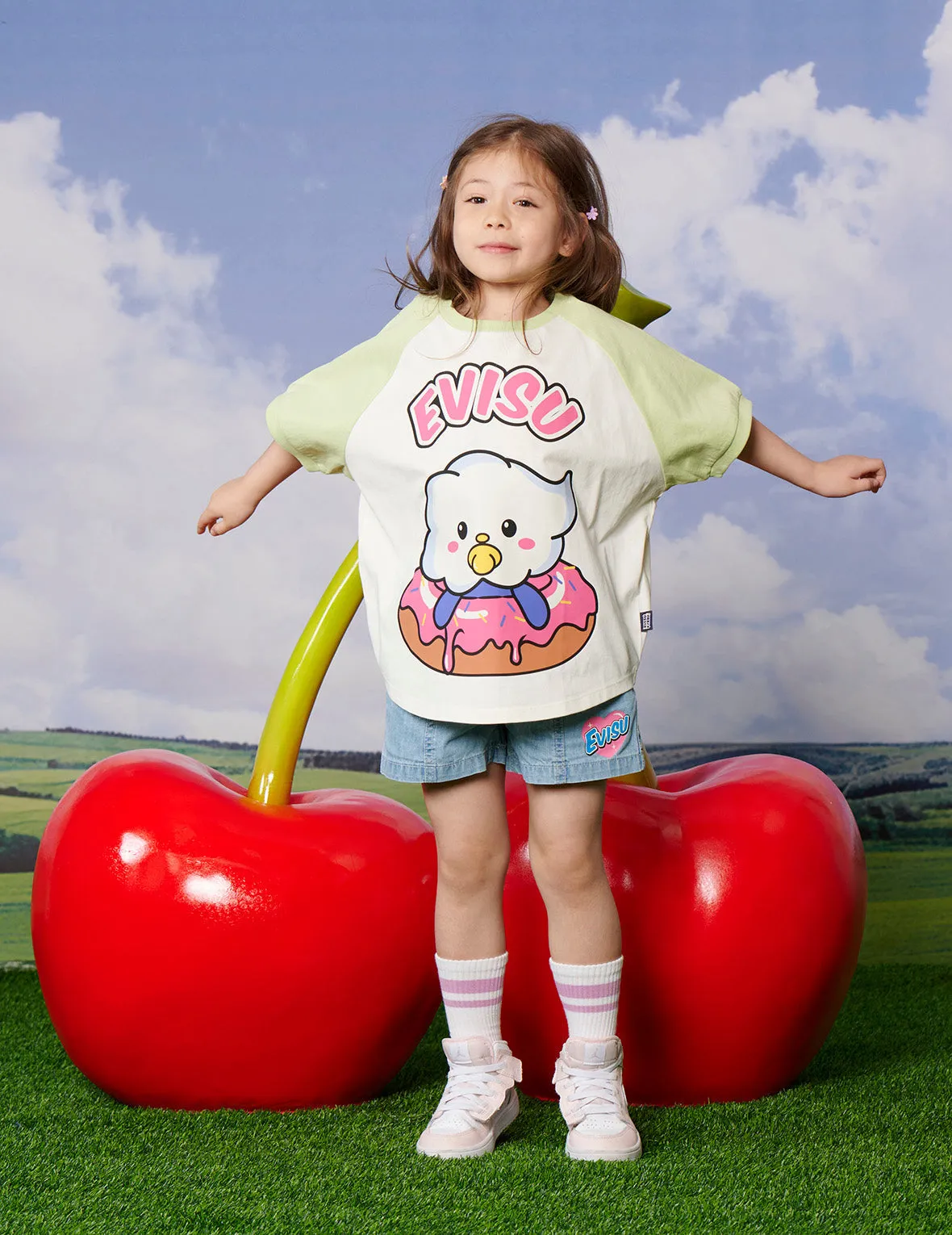 Cloud Donut and Logo Print Regular Fit T-shirt