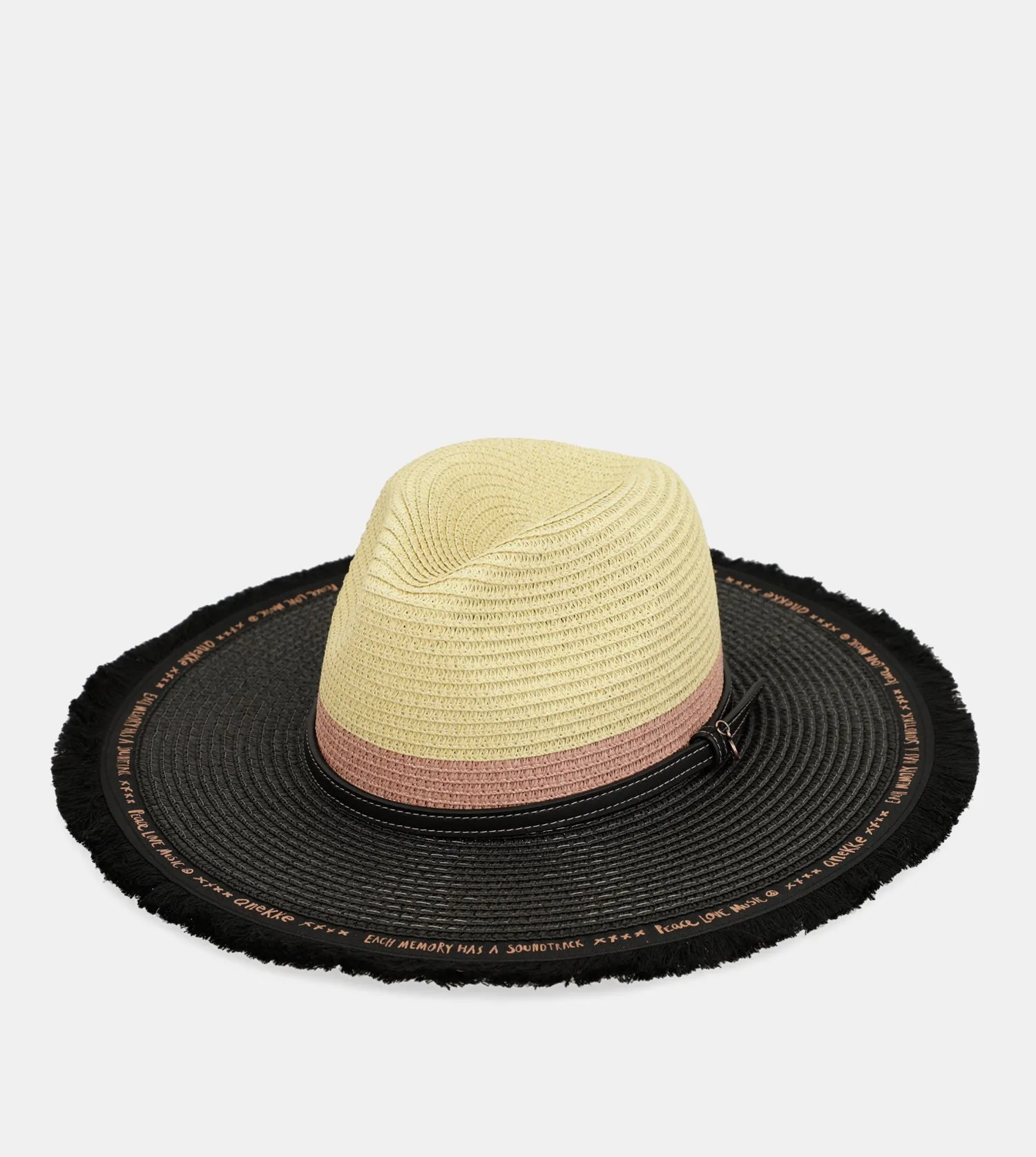 Contrast raffia hat