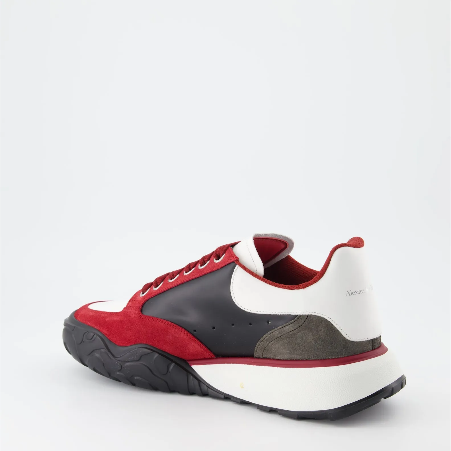 Court Trainer Black-Red Sneakers