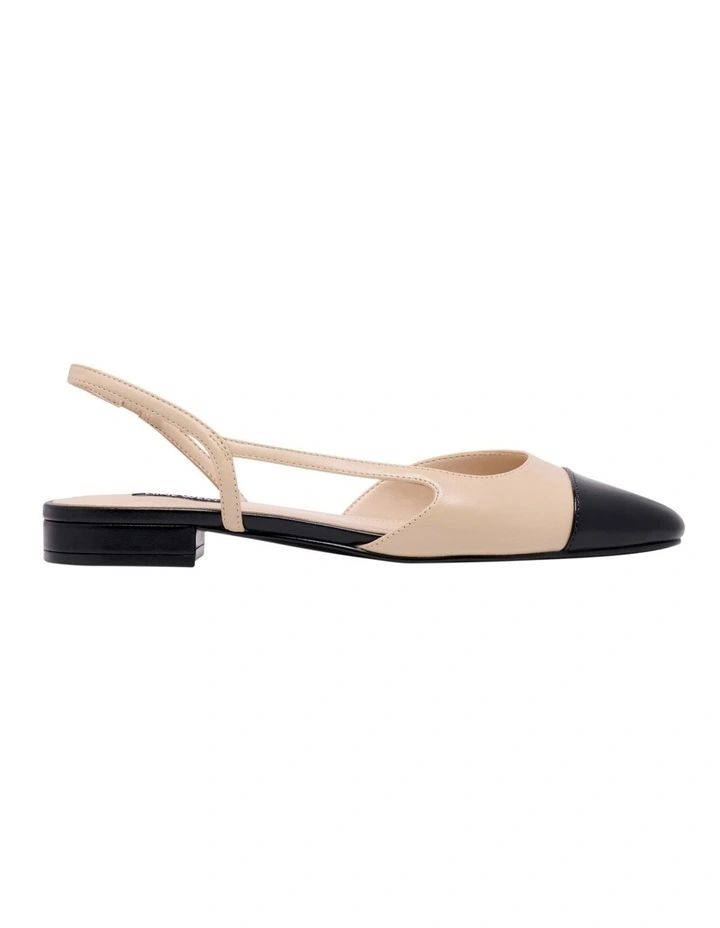 Dresa Slingback Flat in Nude