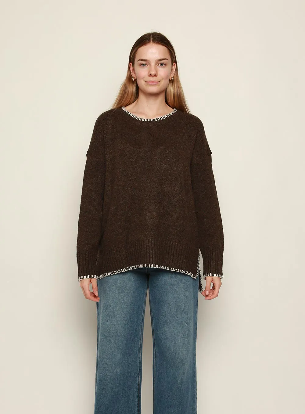 Ellidy Contrast Trim Knit in Chocolate