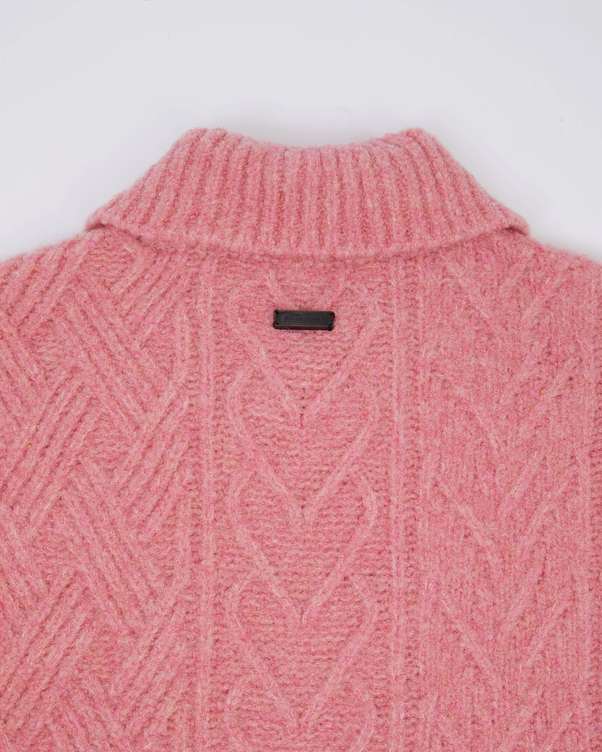 Erete knit