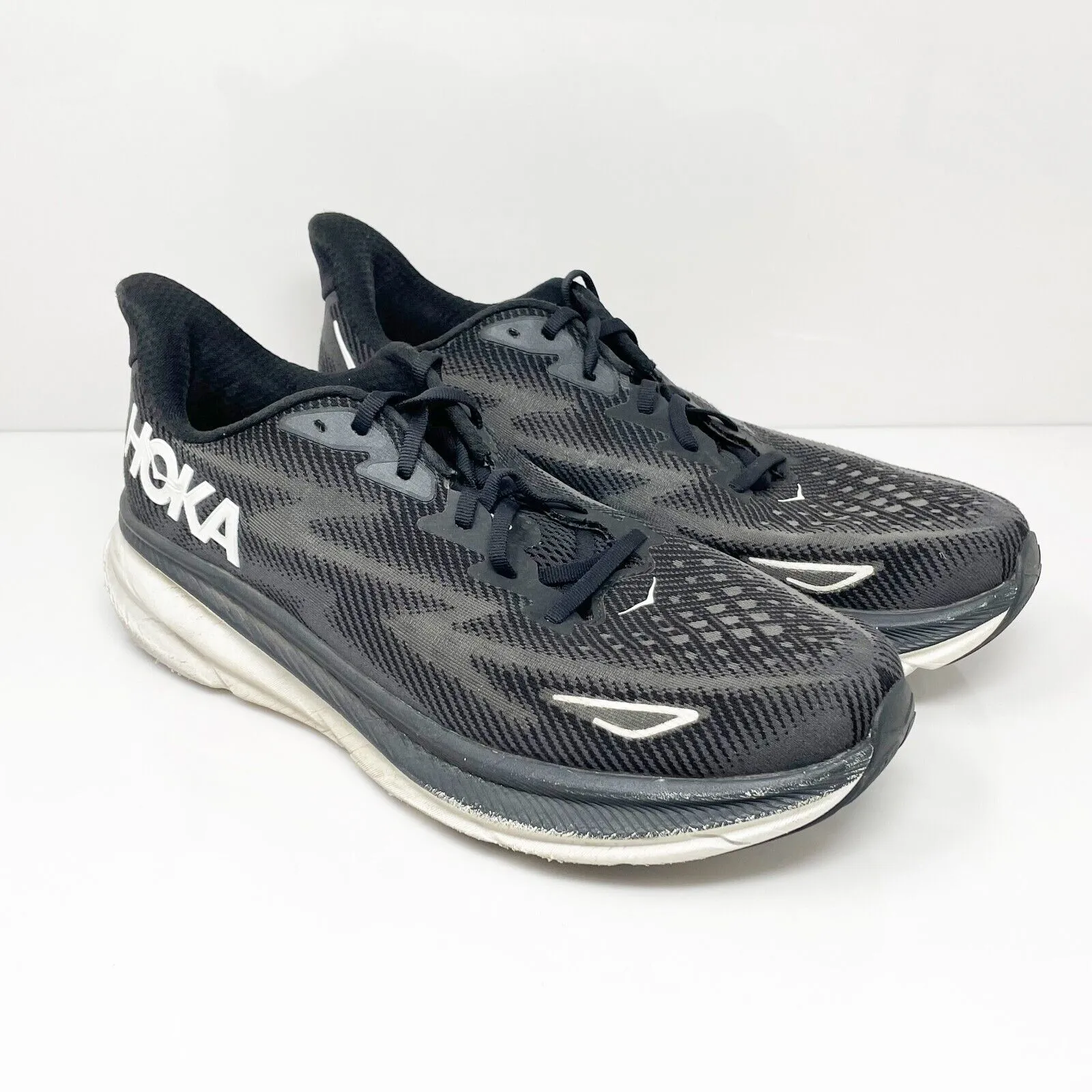 Hoka One One Mens Clifton 9 1127895 BWHT Black Running Shoes Sneakers Size 12.5D