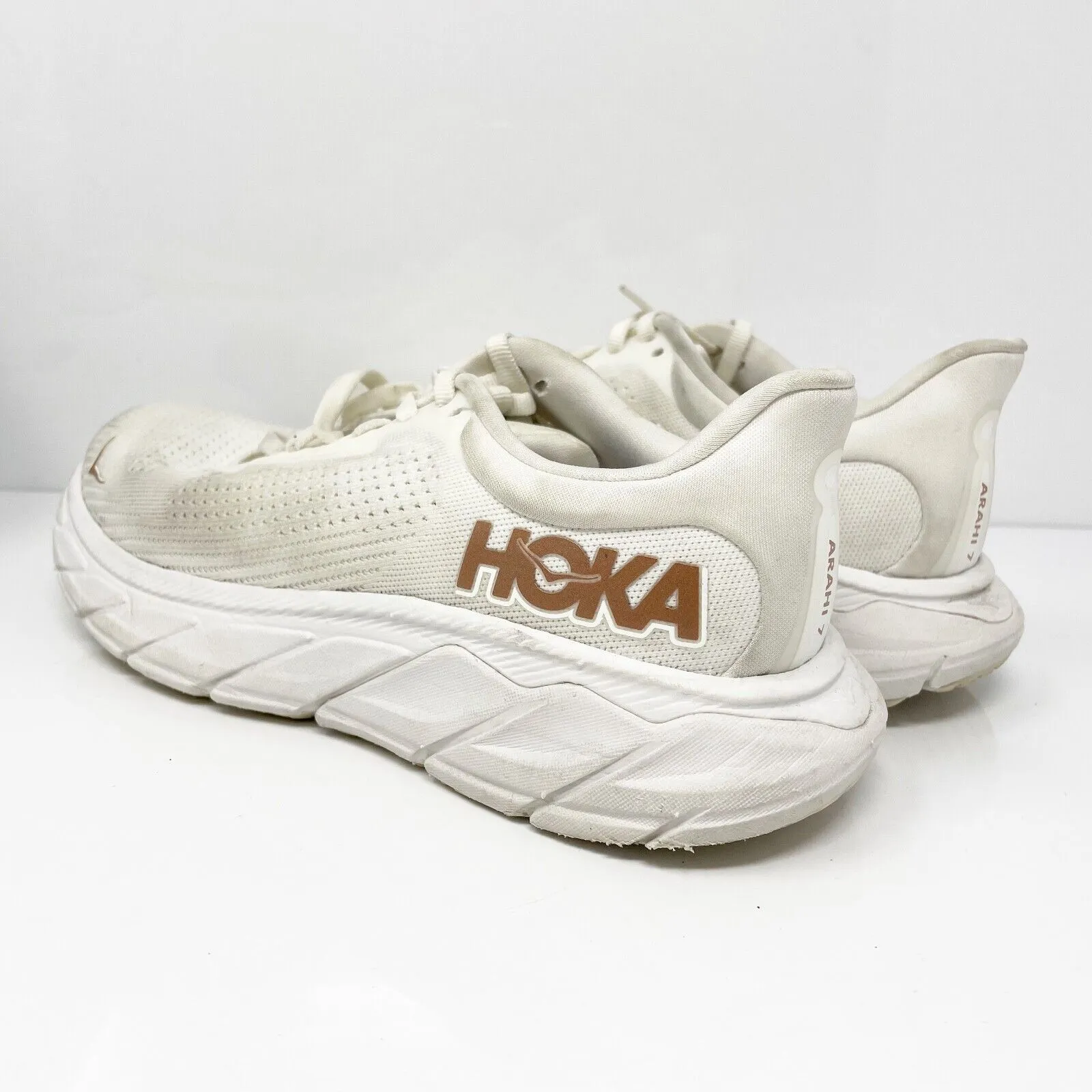 Hoka One One Womens Arahi 7 1147851 BSG White Running Shoes Sneakers Size 7 B