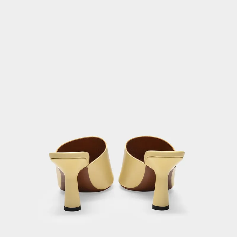 Jumel Sandals in Beige Leather