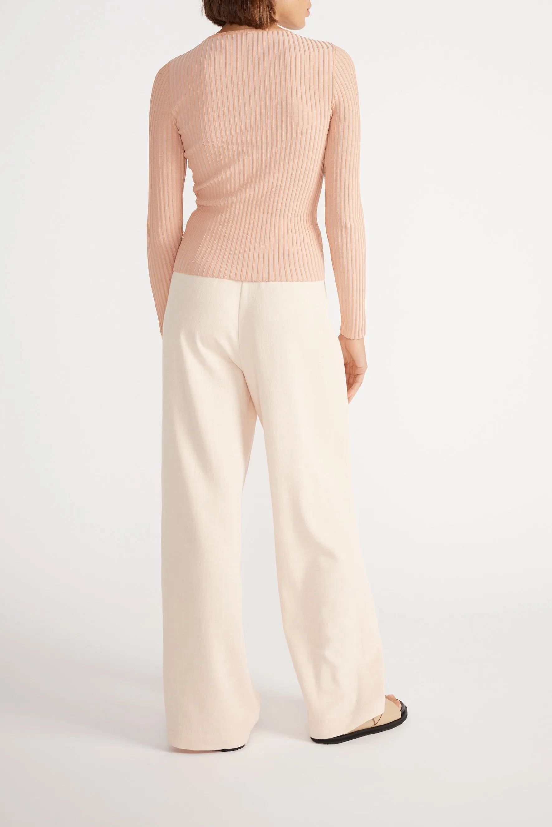 Label Staple Ulla Knit Top Peach.