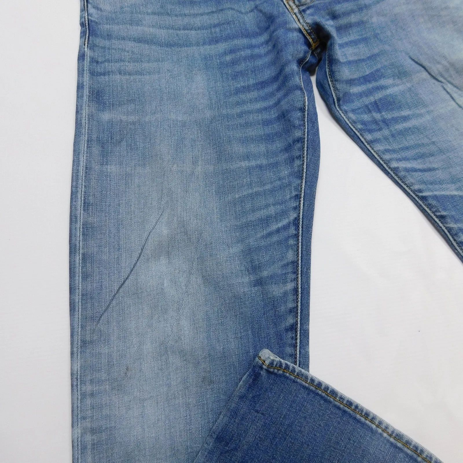 Levi's 513 Blue Jeans