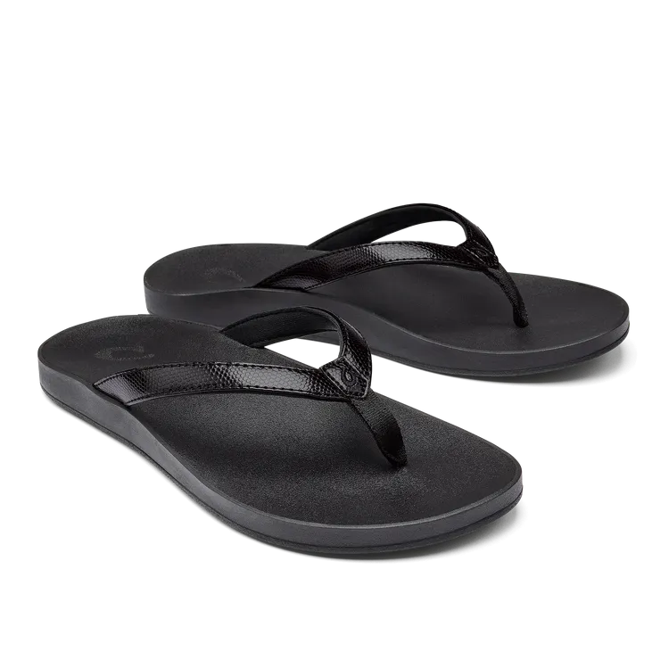 OluKai Puawe Beach Sandals Women's