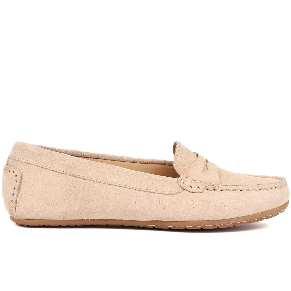 Penelopie 322 368 Leather Moccasins