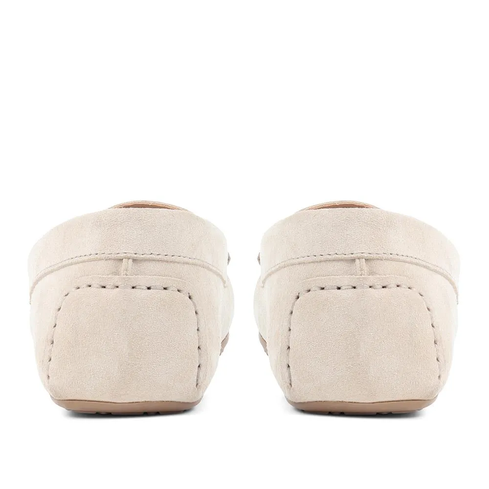 Penelopie 322 368 Leather Moccasins