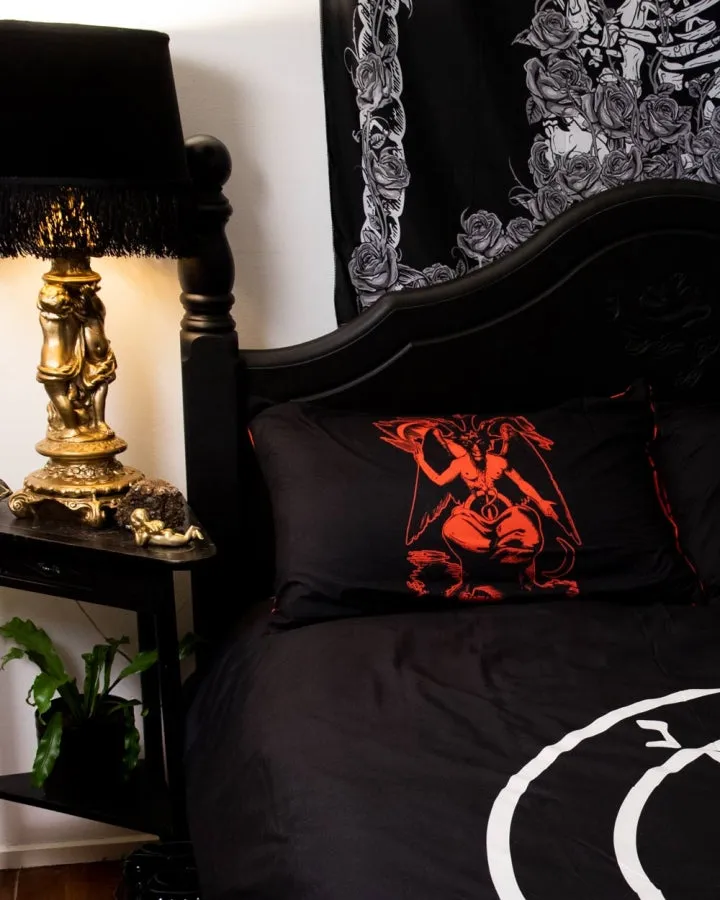 Satanic Pillowcase Set