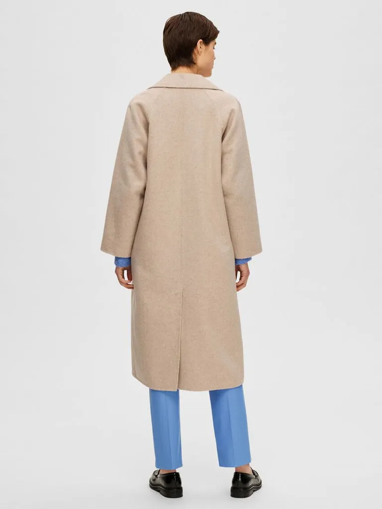 Classic Wool Coat in Sandshell