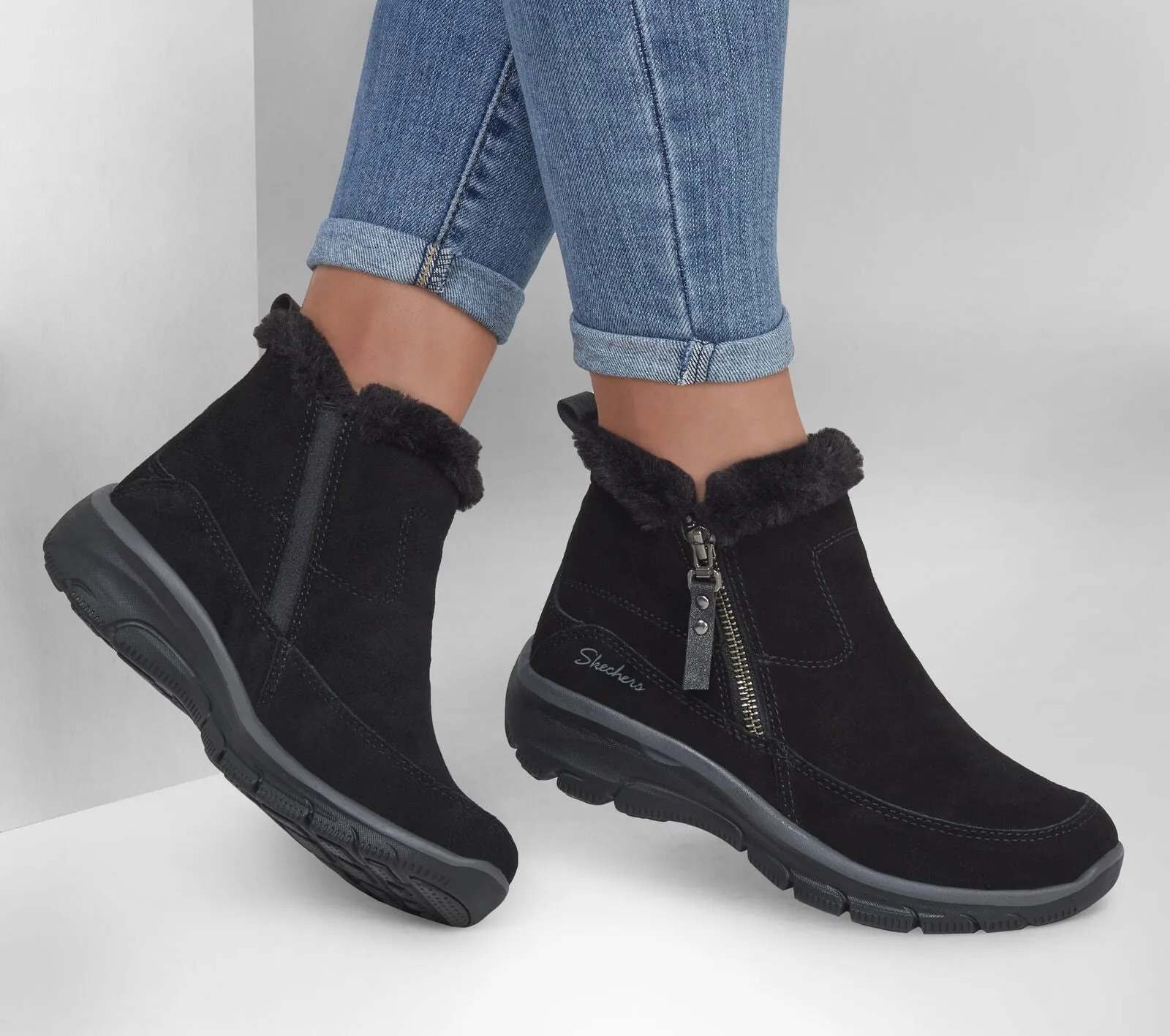 Skechers Relaxed Fit Easy Going Cool Zip Boots