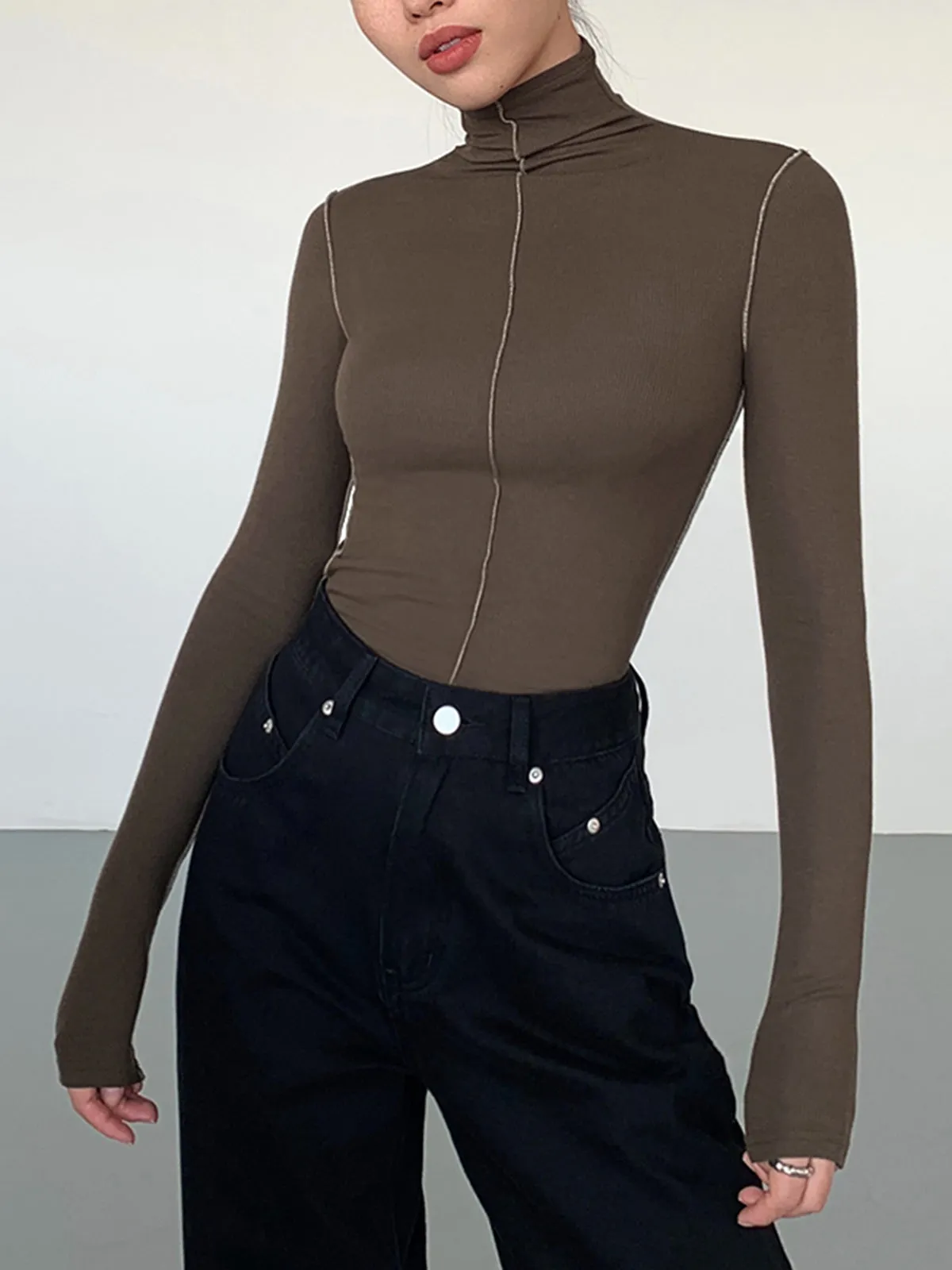 Slinky Turtleneck Contrast Trim Ribbed Knit Shirt