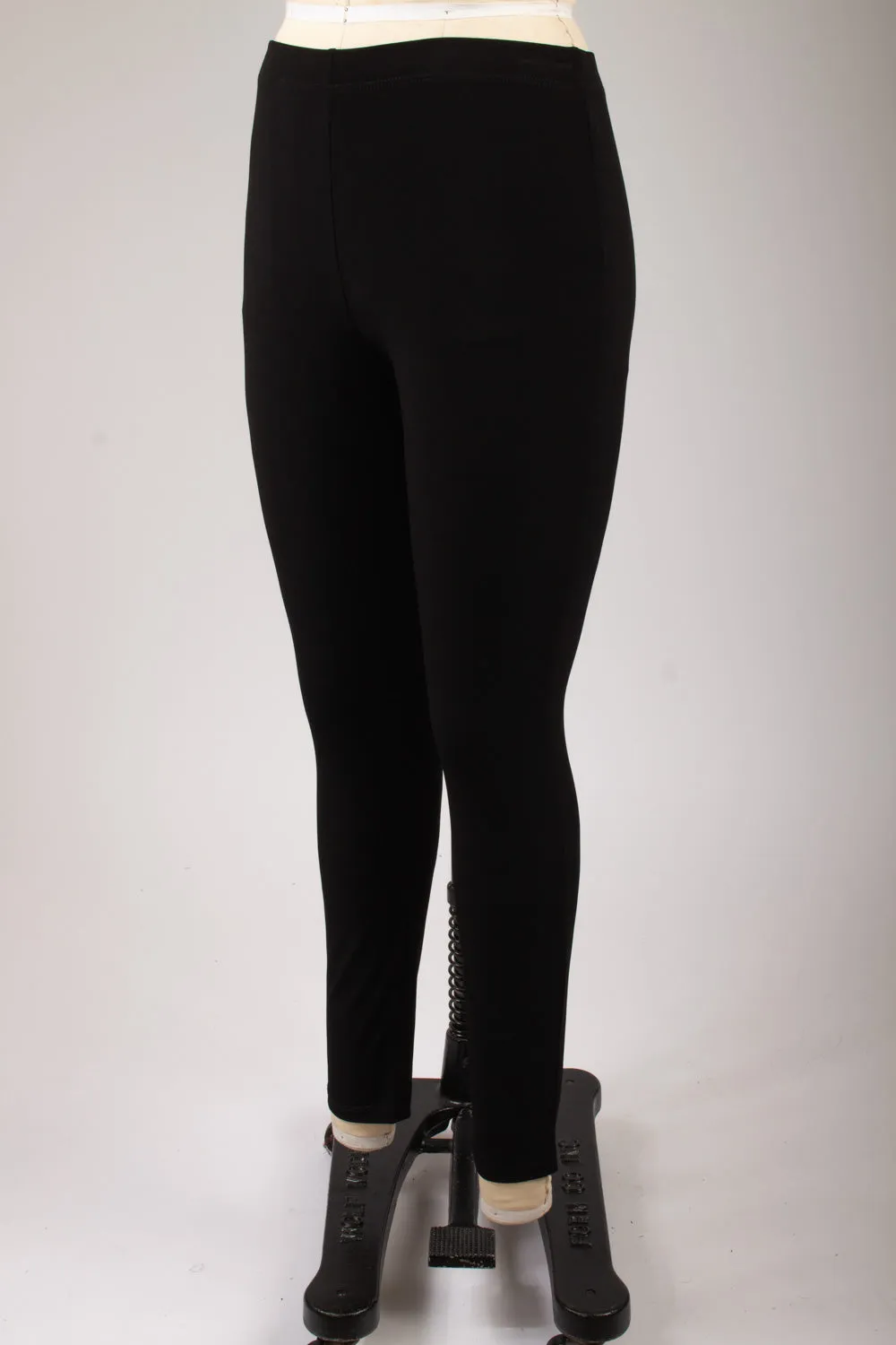 Stretch Legging in Black Knit