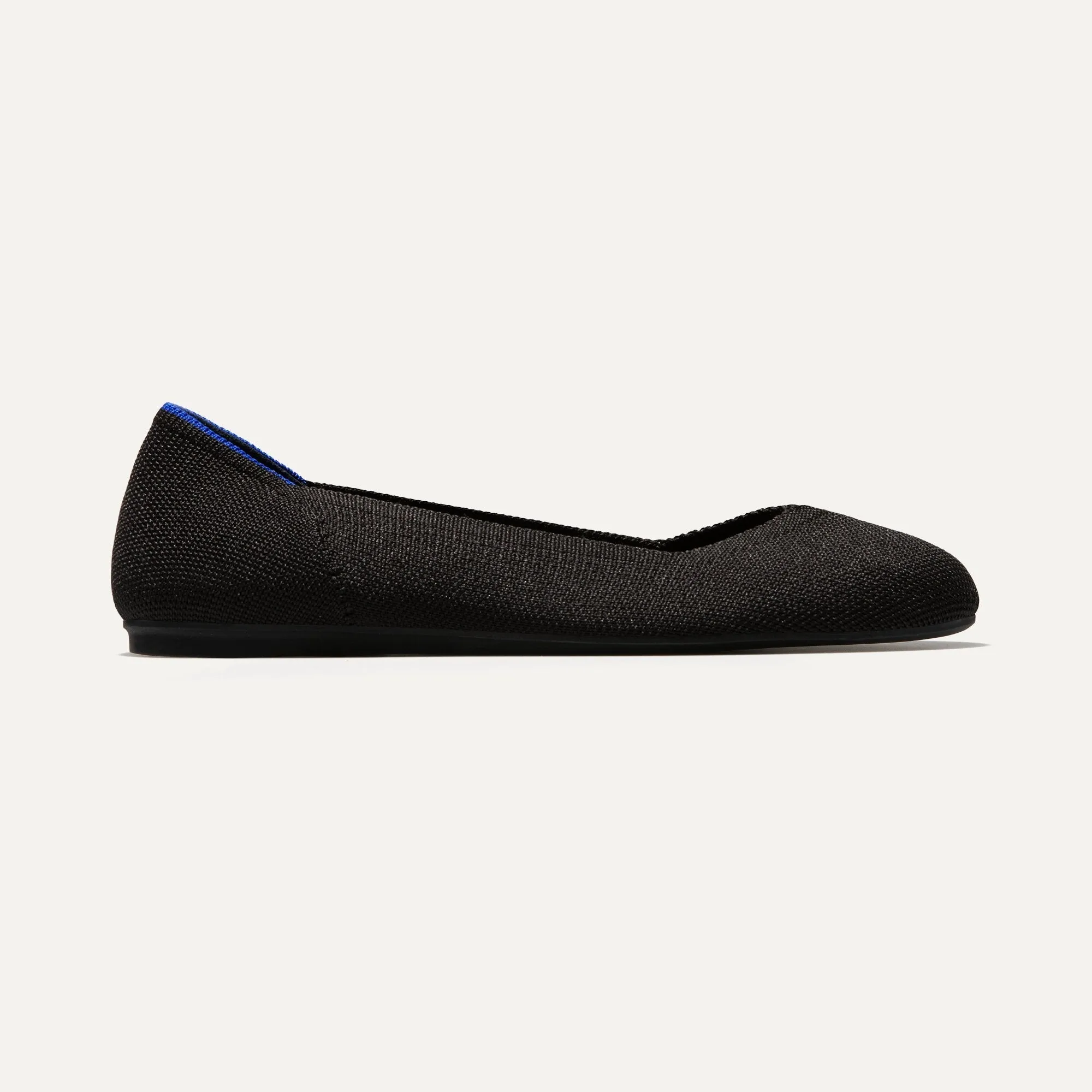 The Flat in Black Solid