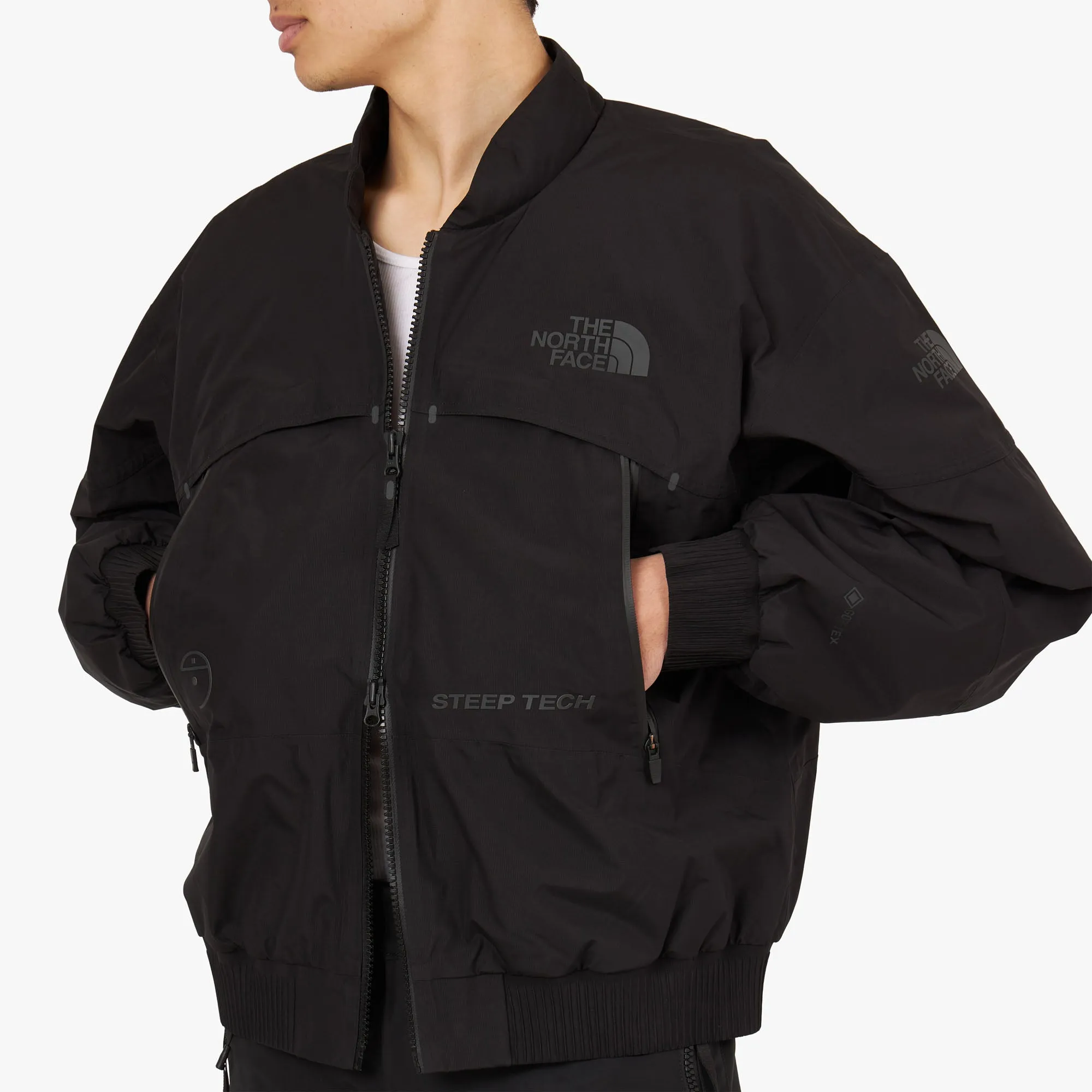 The North Face RMST Steep Tech Bomb Shell GORE-TEX Jacket / White Dune