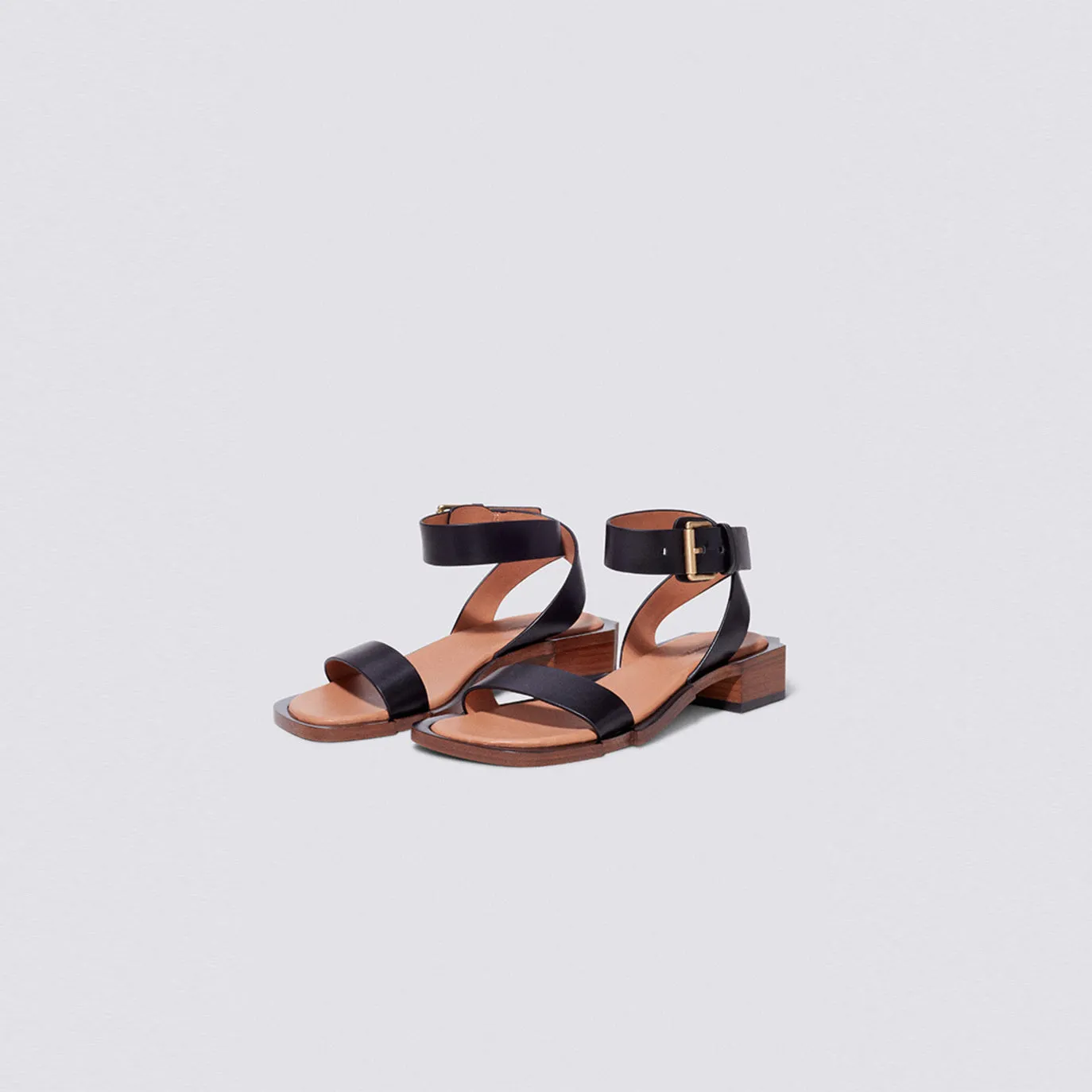 Turner Sculpted Flat Sandal