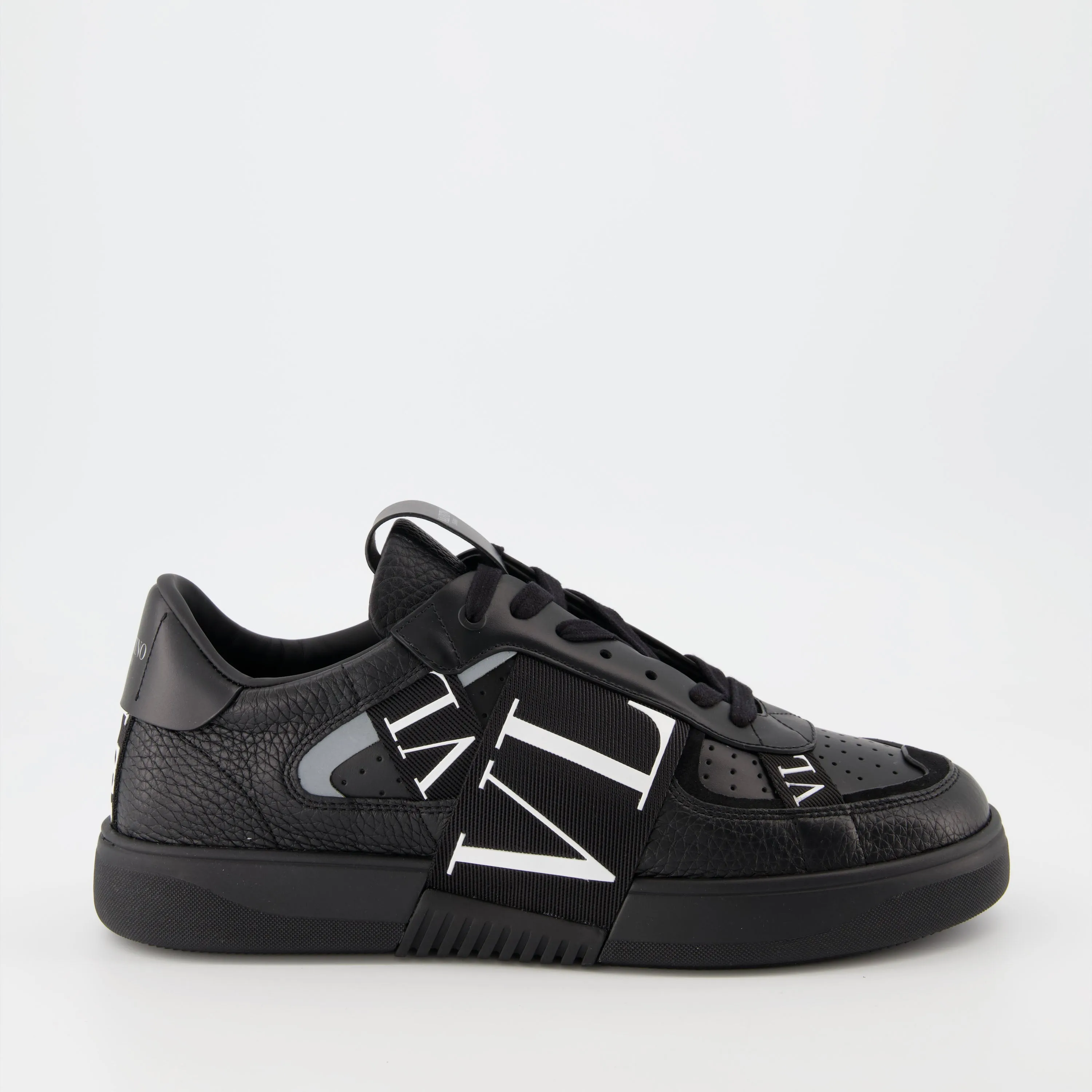 Valentino Garavani Leather VL7N Sneakers