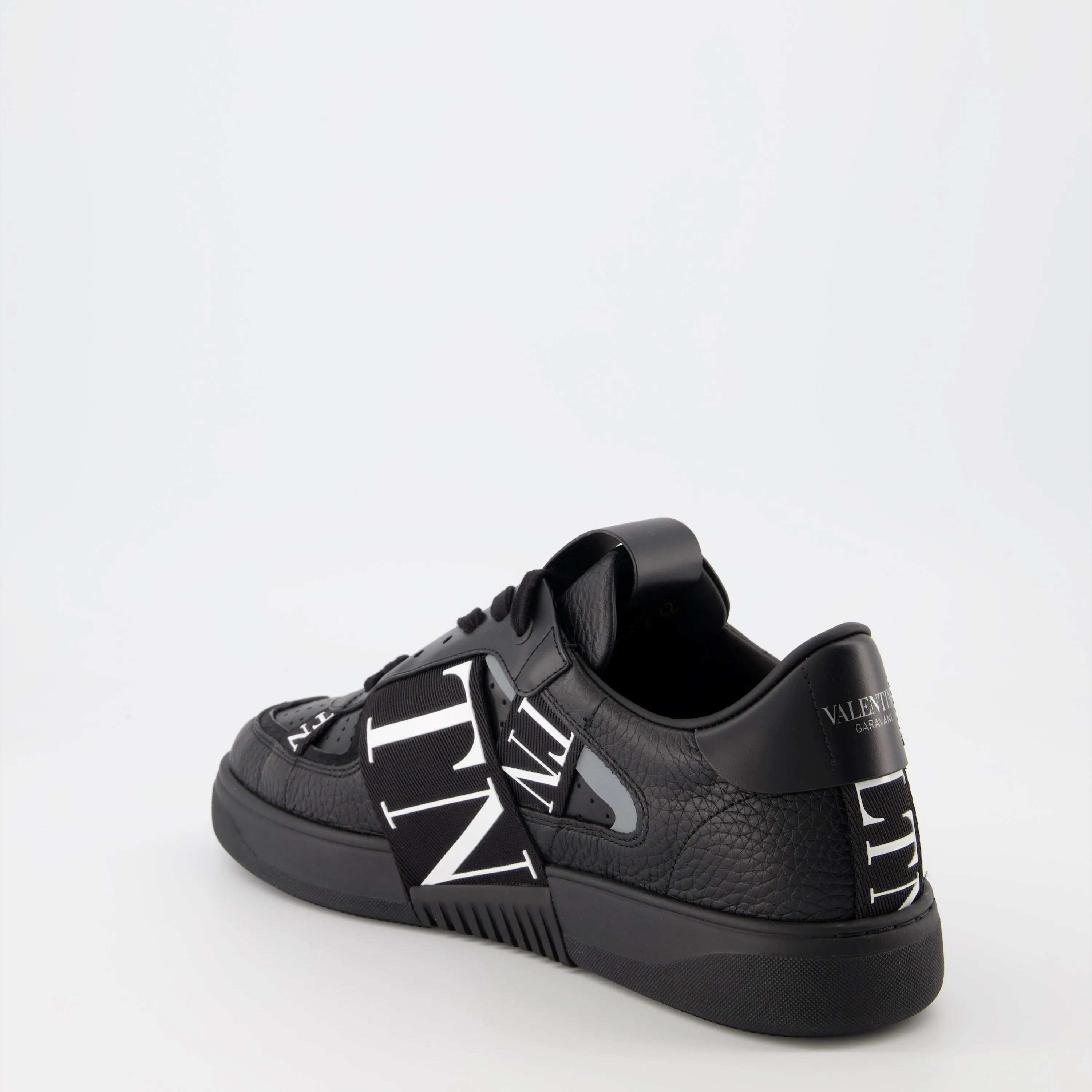 Valentino Garavani Leather VL7N Sneakers