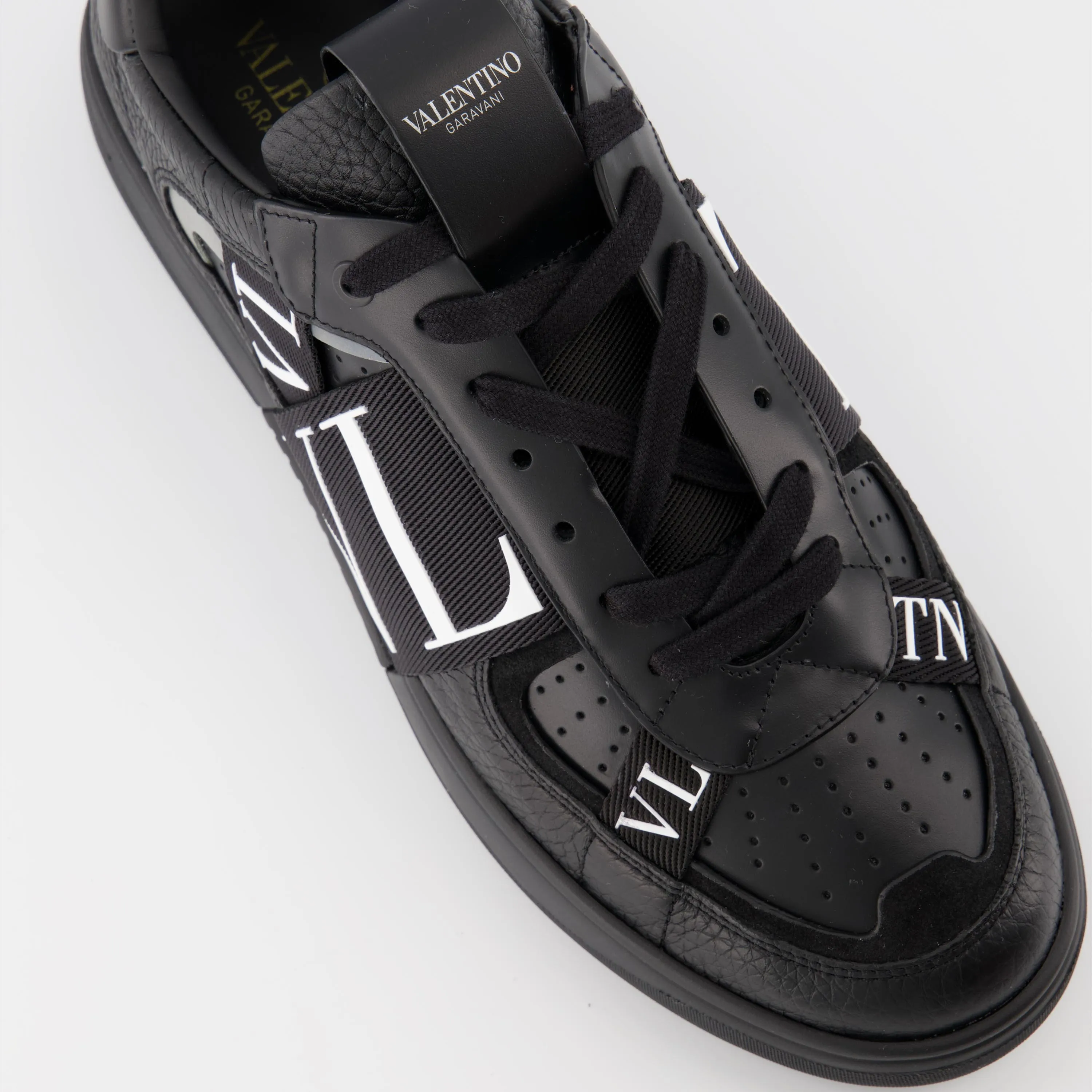 Valentino Garavani Leather VL7N Sneakers