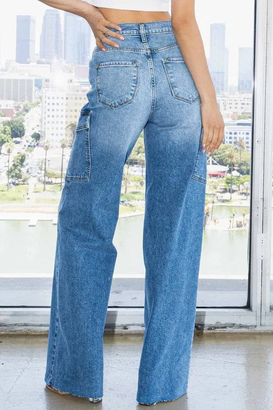 Bold Mid-Rise Wide Jeans with Cargo Pockets