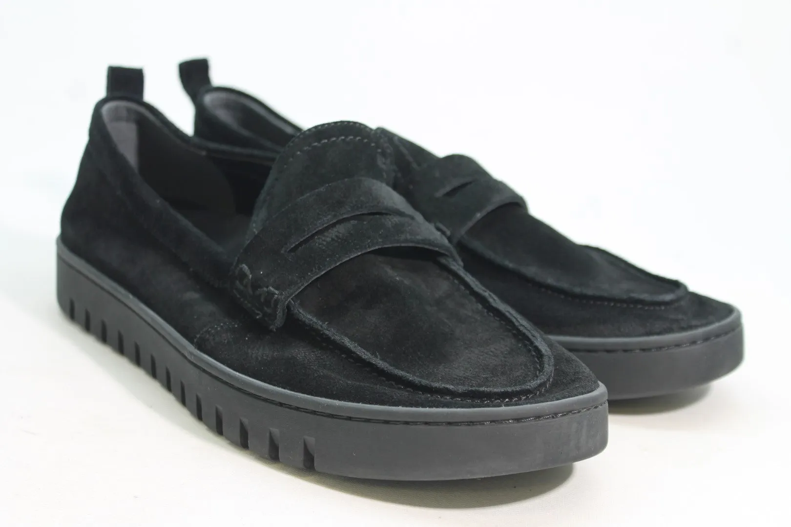 Vionic Uptown Loafers Women's Size 4 Preowned • Shop now