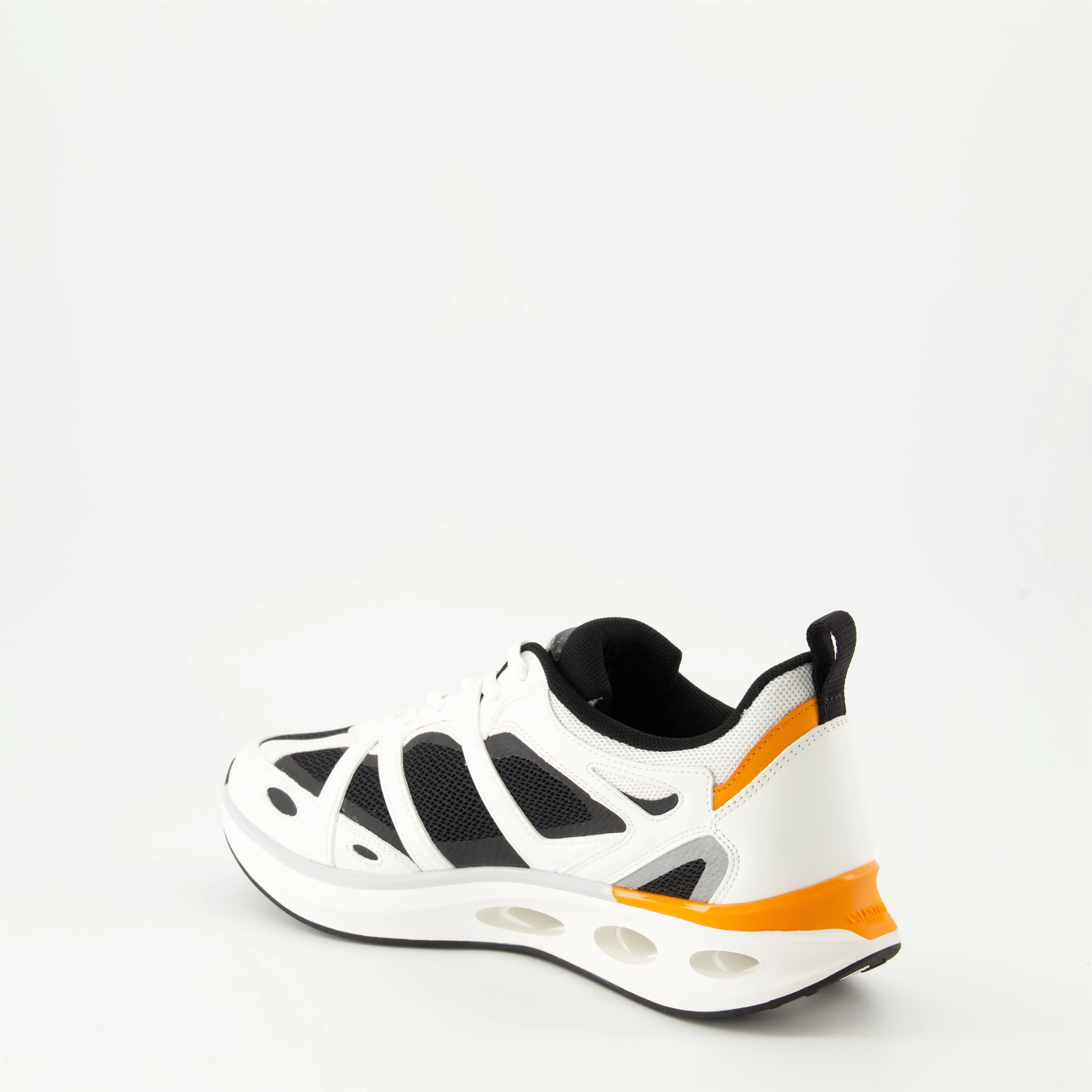 White and Black VLogo Easyjog Sneakers