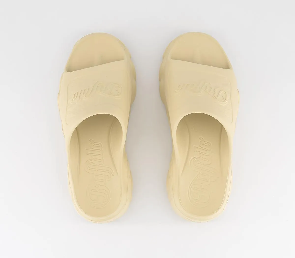 Buffalo Ladies Cream Slide Sandals.